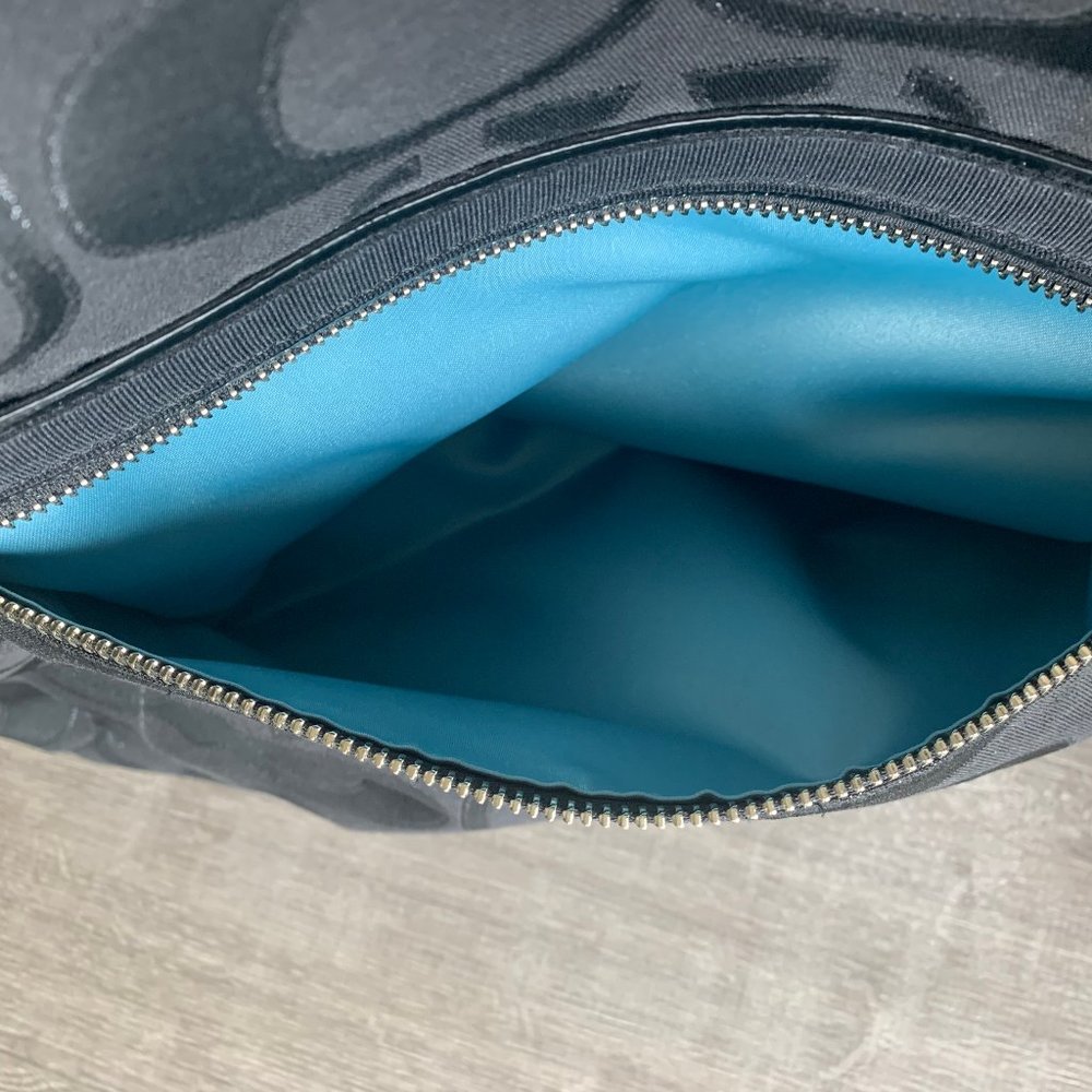 Coach Signature Tote - Picture 6 of 6